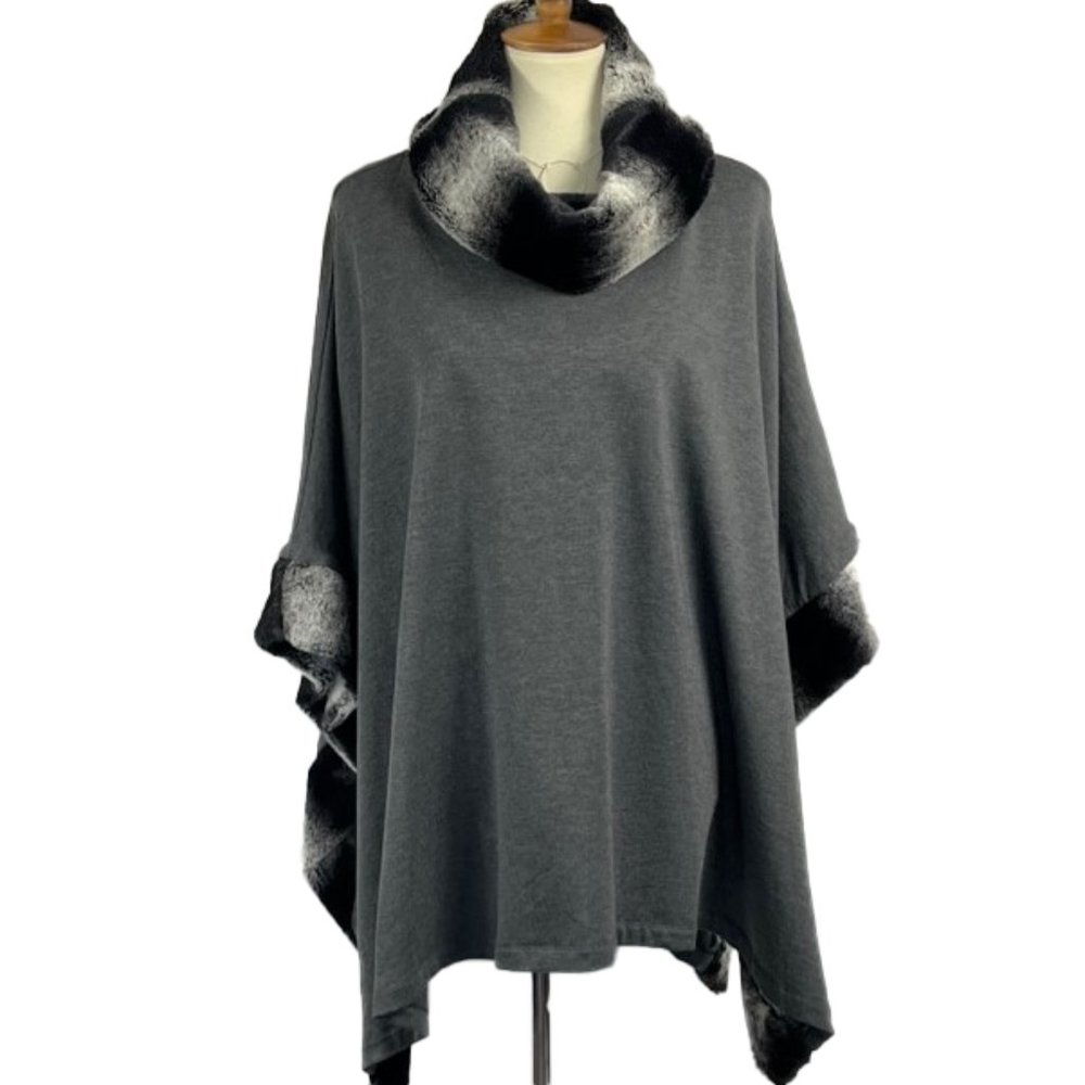 Saks 5th Ave Black Label Faux Fur Poncho NWOT Sz M